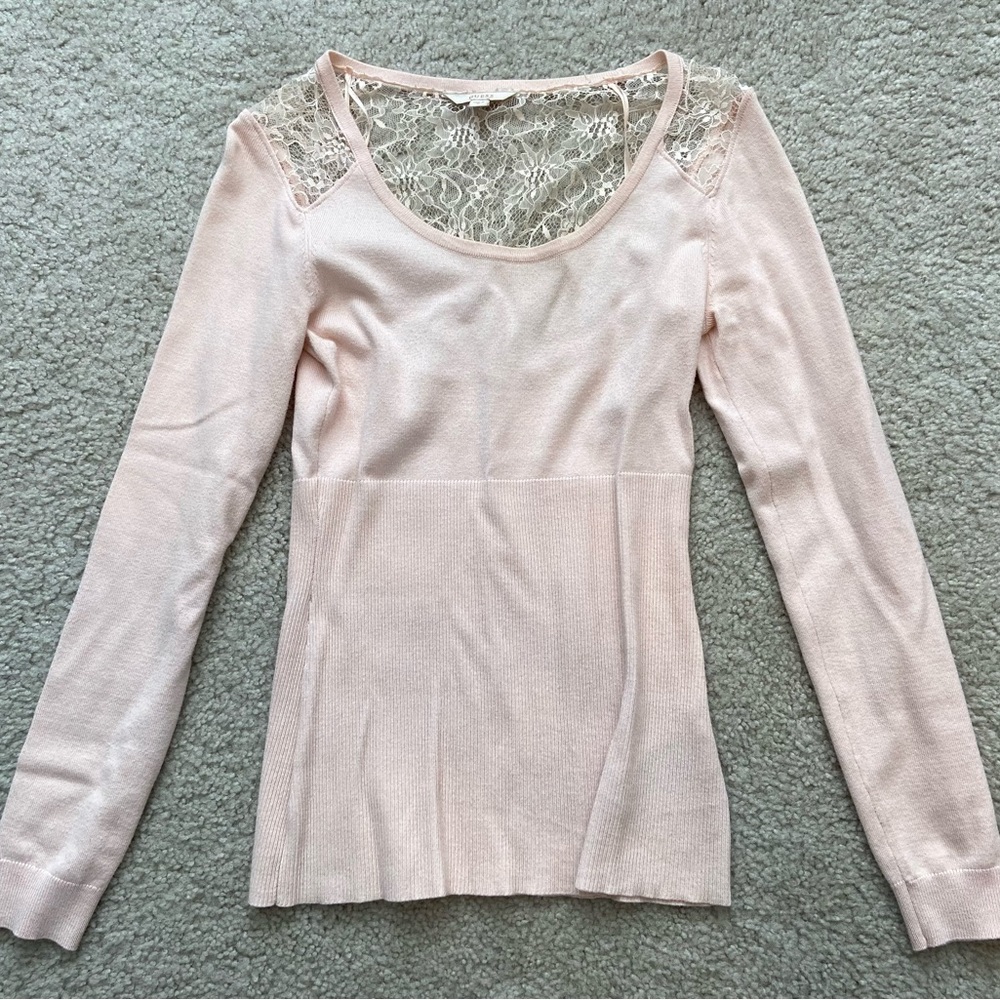Guess Lace Back Knit Lightweight Sweater Light Pink Pullover Great Condition